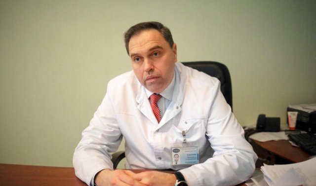 Владимир Караник провел беседу с медицинскими работниками, которые устроили забастовку