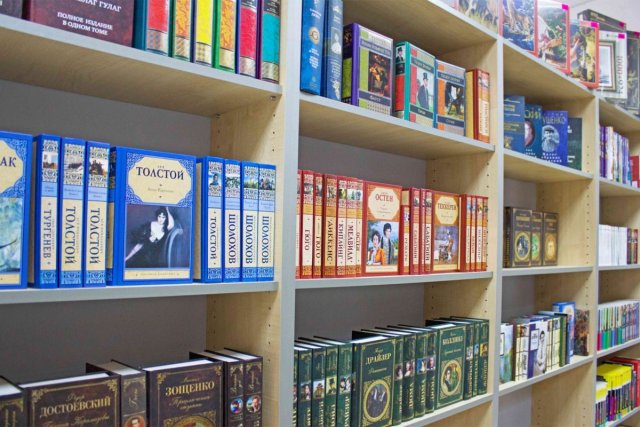 В Минпромторге рассматривается вопрос о введении запрета на фотографирование книг