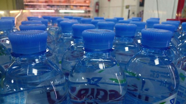 В РФ предлагается ввести обязательную маркировку питьевой воды с 2021 года