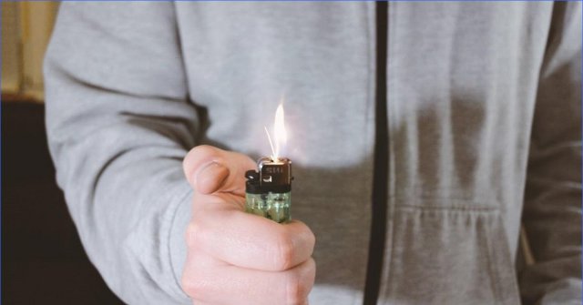 В Ростовской области вступил в силу запрет продажи зажигалок несовершеннолетним