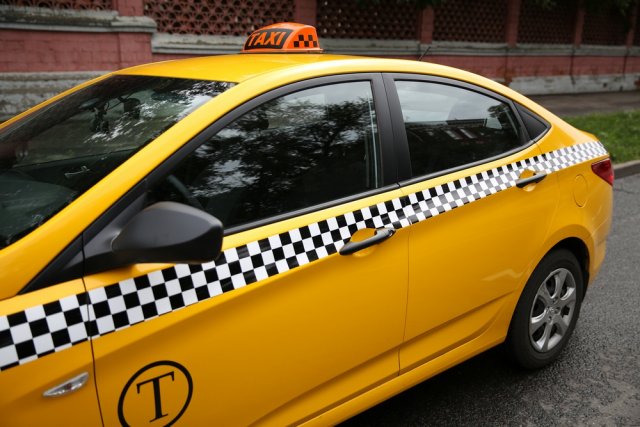 Эксперты представили наиболее подходящий для России сценарий работы такси