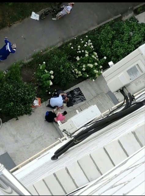 Трёхлетний ребёнок выпал из окна в Москве