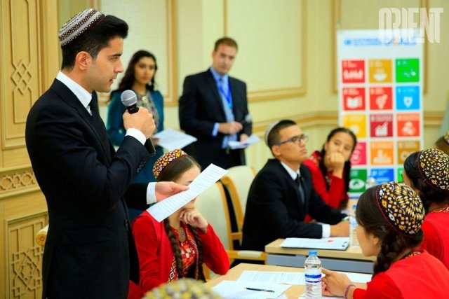 В США планируется запустить проект по обучению молодёжи из Туркменистана экономической грамотности