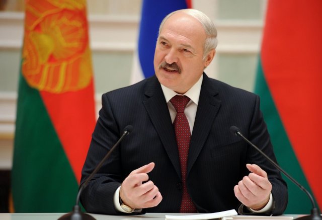 Лукашенко высказался о недостаточности патриотического воспитания молодёжи
