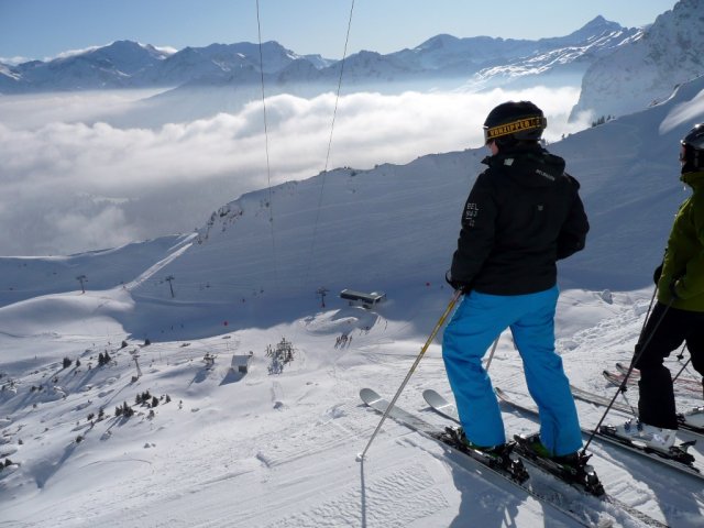 Коронавирус не причина закрывать горнолыжные курорты Швейцарии