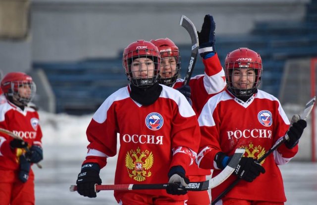В Хабаровске появилась женская хоккейная команда для игр с мячом