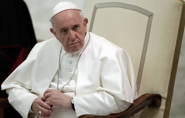 Папа Римский не будет посещать традиционно Рим из-за коронавируса