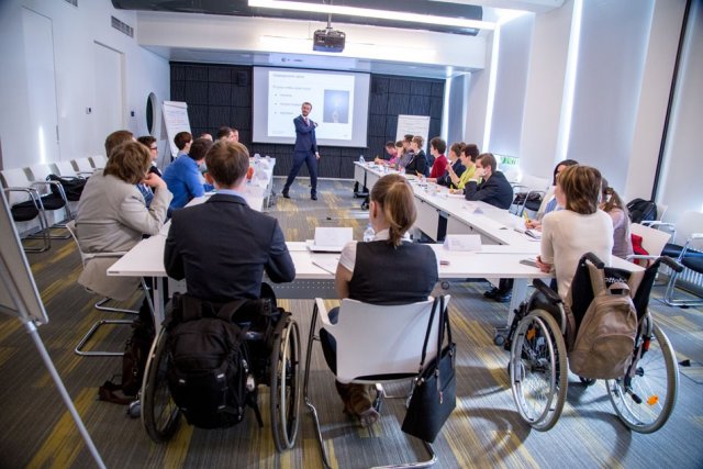 Путин выступил в поддержку идеи о бесплатном втором высшем образовании для инвалидов