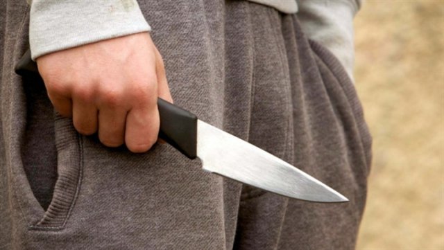 По факту травмирования школьника ножом в Братске проводится проверка