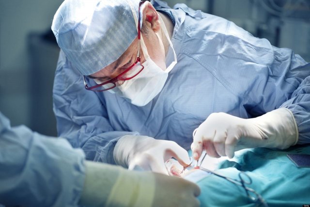 Хирурги в Тюмени провели сложную операцию по восстановлению лица мужчины