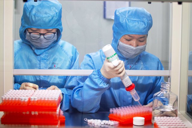 Китайскую вакцину Sinopharm порекомендовали в ВОЗ для экстренного применения