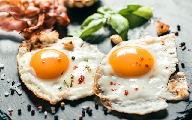 Несколько советов о том, как не стоит готовить яйца