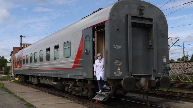 В Астрахани начал работать поезд вакцинации против Covid-19