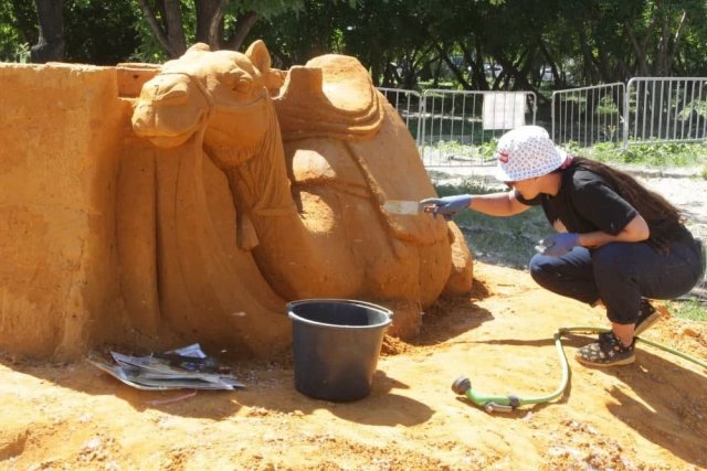 В Челябинске проводится фестиваль песчаных скульптур