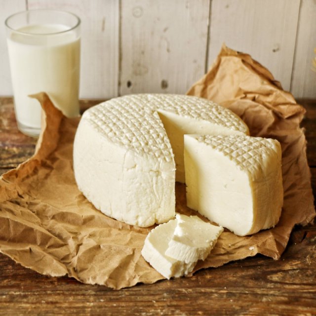 Специалист рассказал о пользе сыра для организма при его ежедневном употреблении