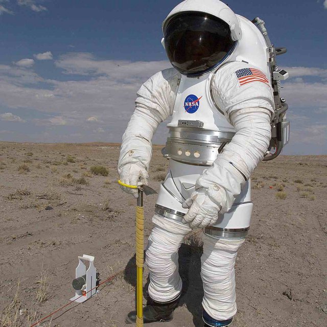 В NASA сообщили о поиске добровольцев для проекта имитации жизни на Марсе
