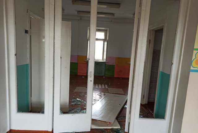 Вандалы устроили погром в здании бывшего детского сада в Воркуте