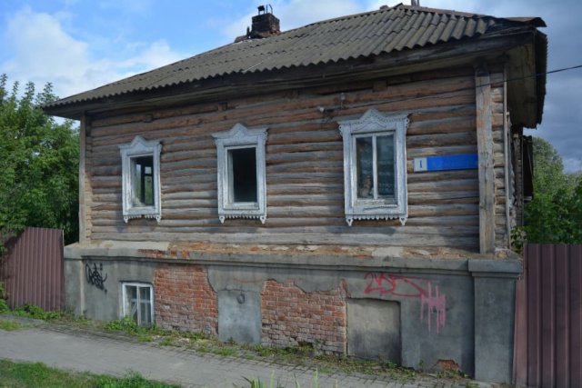 В Якутии планируется расселить около 50 аварийных деревянных домов