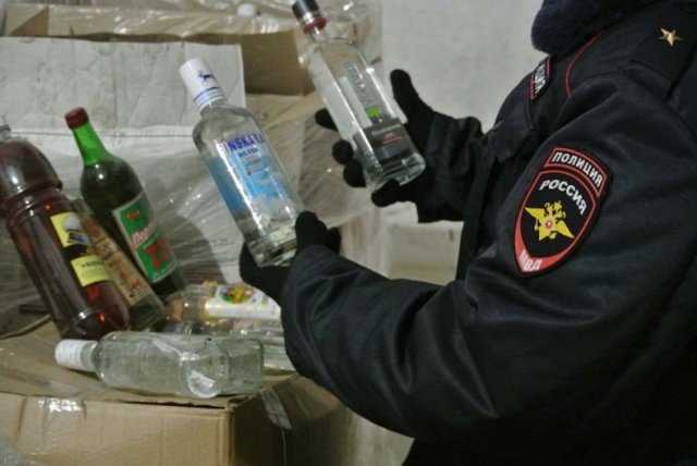 Более 21 тыс. л. контрафактного алкоголя изъяли в Оренбуржье
