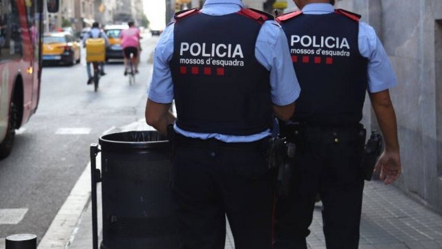 Сотрудники полиции в Мадриде застрелили злоумышленника, угрожавшего прохожим