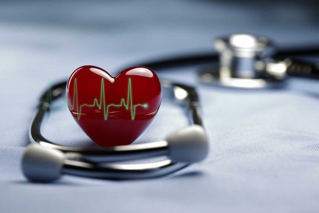 Кардиолог назвал основные признаки сердечного приступа