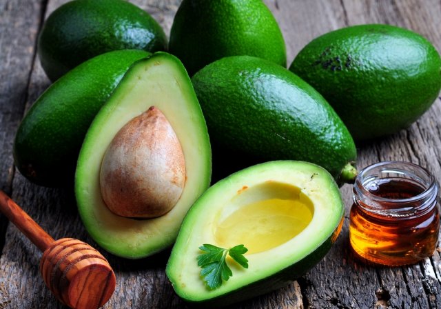Невролог предупредил, что авокадо может быть не только полезным, но и вредным