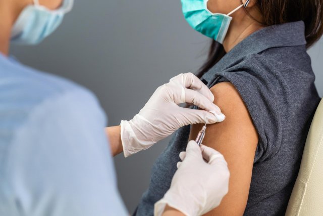 Вакцина Pfizer была одобрена регулятором ЕС для вакцинации детей от 5 лет