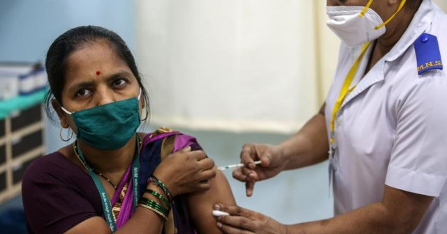 В Индии вакцинацию препаратом «Спутник V» прошли 900 тыс. человек