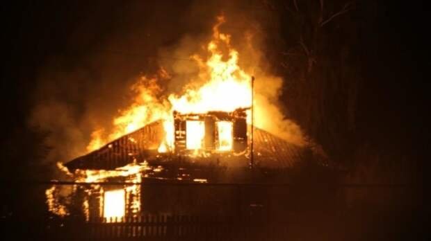 В Томской области в результате пожара в частном жилом доме пострадали люди