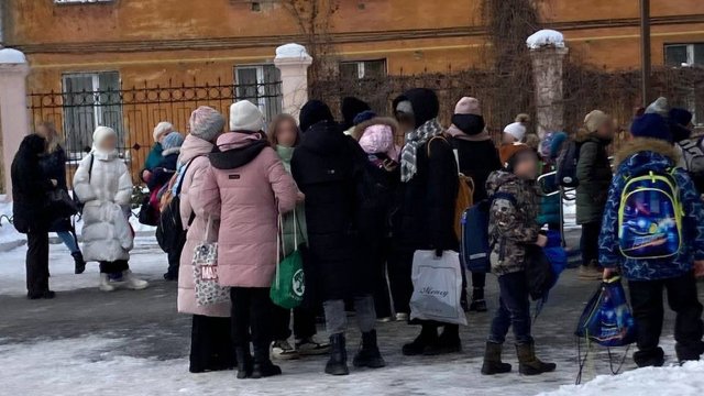 В Челябинске сообщили об экстренной отмене занятий в школах