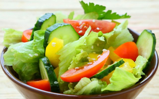 Врач порекомендовал употреблять в неделю 3 кг. овощей, чтобы сохранить здоровье