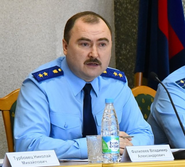 В Новосибирской области подозревают бывшего прокурора по делу о взятках