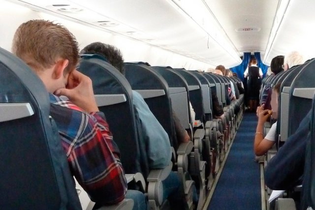 Жителя Кубани арестовали за хулиганство в самолёте