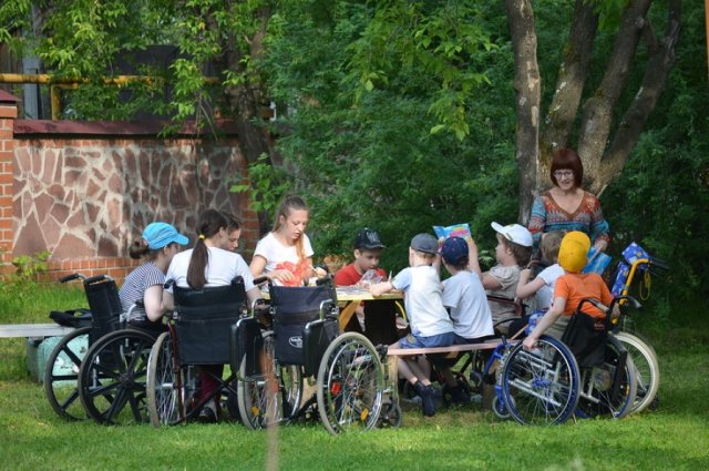 В России детские лагеря летнего отдыха будут адаптированы для детей-инвалидов