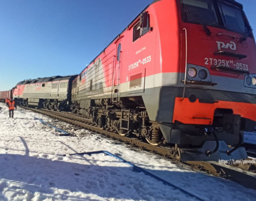 В Псковской области с рельсов сошла часть грузового состава