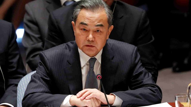 Глава МИД Китая назвал антироссийские санкции неприемлемыми