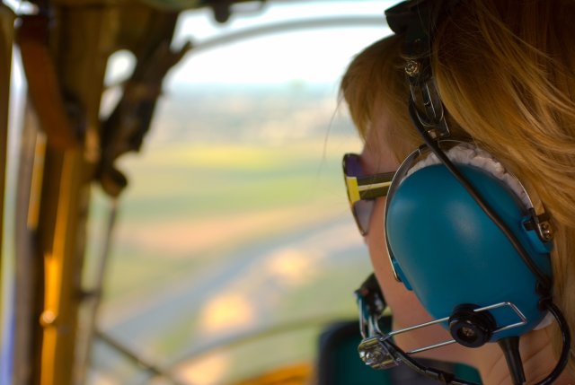Впервые в хабаровской авиакомпании пилотом стала девушка