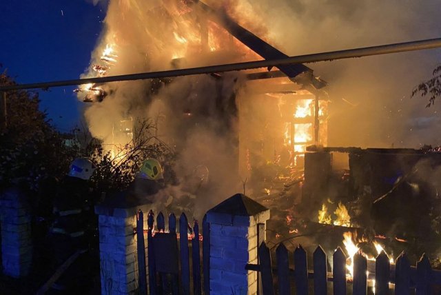 В Иркутской области в результате пожара в частном доме скончалась женщина
