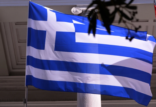 МИД РФ предупредили россиян о том, что отдых в Греции небезопасен