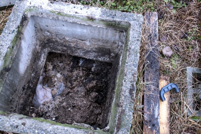 На Урале в выгребной яме найдено тело ребёнка