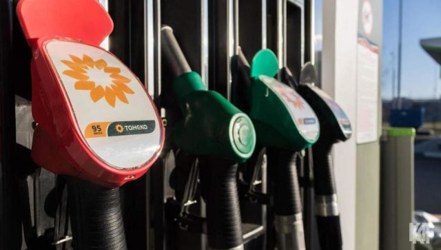 Водители в Британии обеспокоены ростом цен на бензин