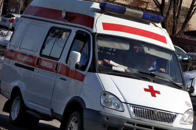 В результате аварии в Ленинградской области пострадали 4 человек