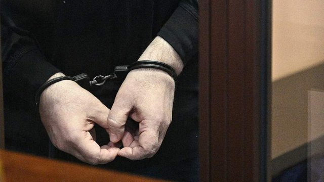 К 7 годам колонии приговорили убийцу таксиста в Пулково