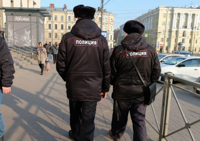 В Петербурге были задержаны подозреваемые ограблении местных жителей