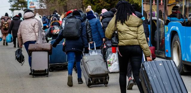 В Британии из гостиницы были выселены украинские беженцы для заселения мигрантов