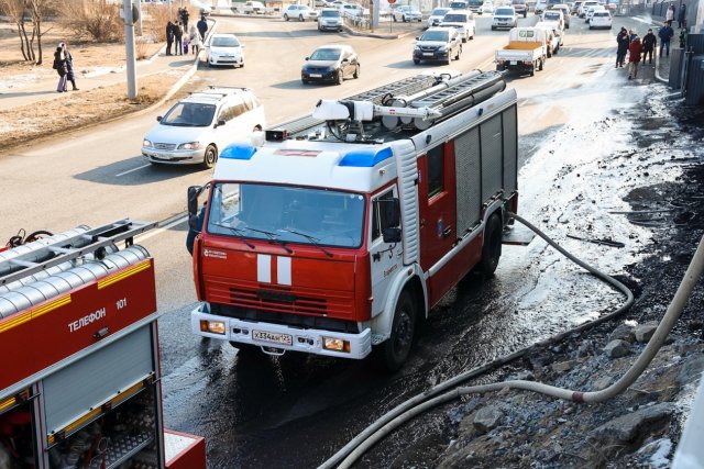 Во Владивостоке в результате пожара скончались два человека