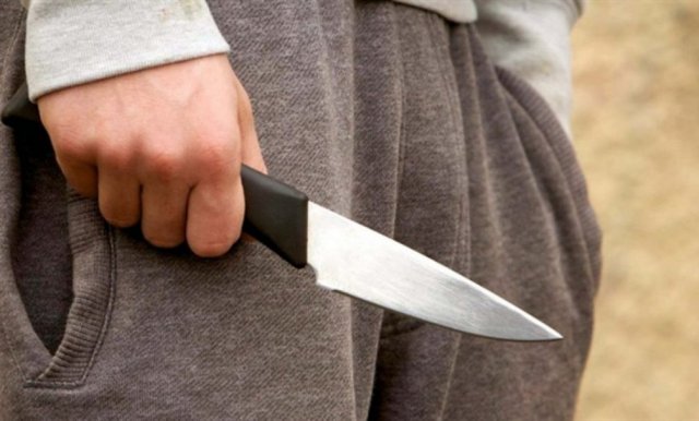 Школьник в Югре совершил нападение с ножом на одноклассника