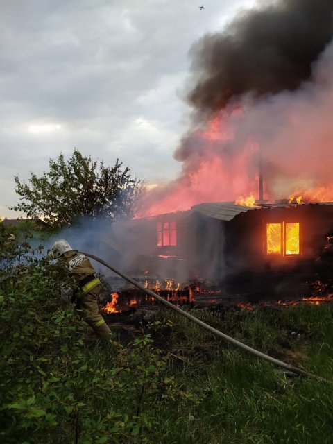 В Омской области в результате пожара скончались 2 человека