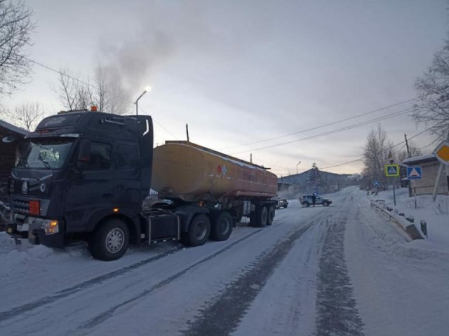 В Иркутской области школьник скончался, попав под бензовоз