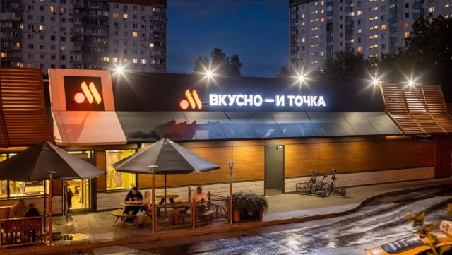 Белорусская сеть быстрого питания продолжает работать без бренда McDonald's